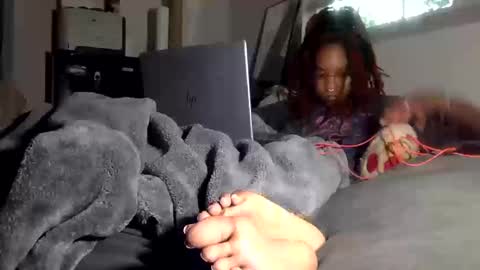 Snapshot of tiny_cupcake2 chatting on 10.17.25 cupcake online show from 10.17.25