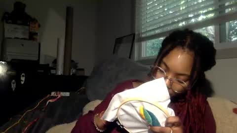 Snapshot of tiny_cupcake2 chatting on 10.19.25 cupcake online show from 10.19.25