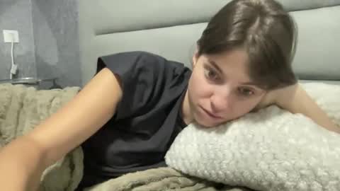 Gloria online show from 09.25.25