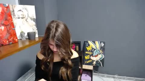 Gloria online show from 10.23.25