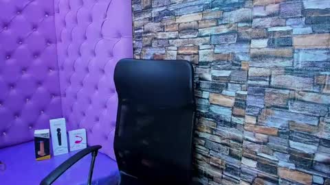 tiny online show from 12.11.24