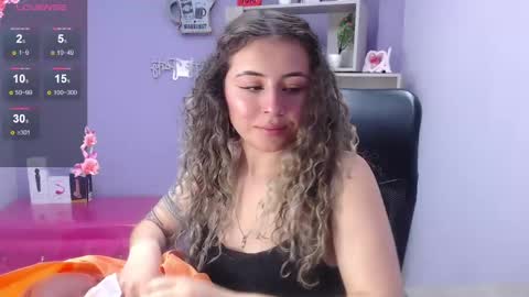 tiny online show from 01.18.25