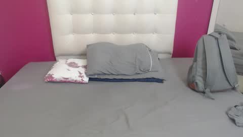 tiny_whore18 online show from 02.04.26