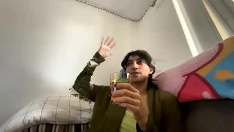 tinyhairycherry online show from 11.06.25