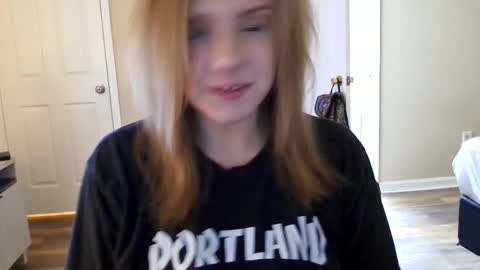 Snapshot of tinywithtiddies chatting on 02.15.26 tinywithtiddies online show from 02.15.26