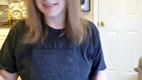 Snapshot of tinywithtiddies chatting on 03.13.26 tinywithtiddies online show from 03.13.26