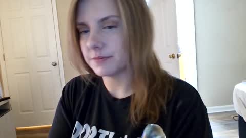 Snapshot of tinywithtiddies chatting on 03.22.26 tinywithtiddies online show from 03.22.26