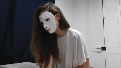 Tinks online show from 11.11.25