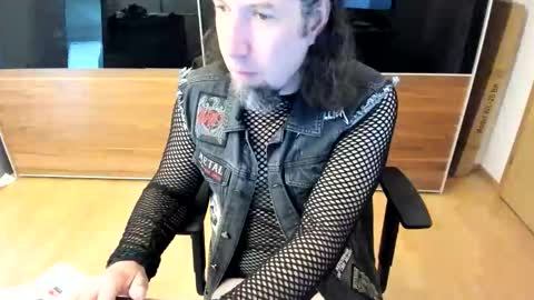 Tirolerboy27 online show from 04.28.26