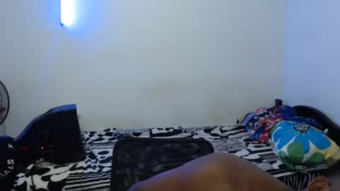 Snapshot of titoway07 chatting on 10.26.25 titoway07 online show from 10.26.25