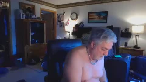 titsantats online show from 10.11.25