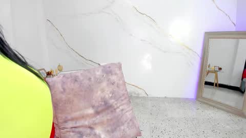 Tivizay online show from 12.04.25