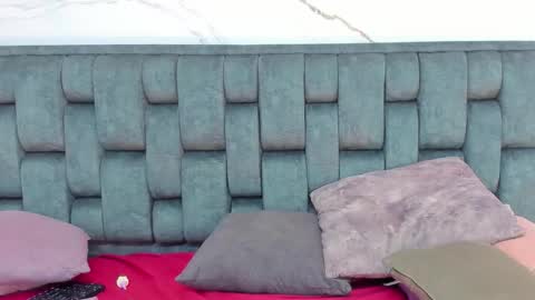 Tivizay online show from 02.03.26