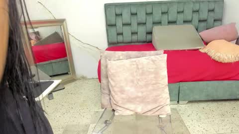 Tivizay online show from 02.08.26