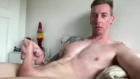 Snapshot of tjblizzard94 chatting on 10.21.25 FitAus94 online show from 10.21.25