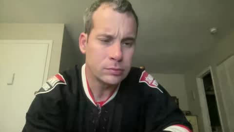 Snapshot of tleigh24 chatting on 12.28.24 tleigh24 online show from 12.28.24