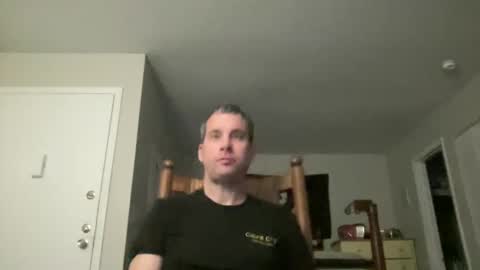 Snapshot of tleigh24 chatting on 01.04.25 tleigh24 online show from 01.04.25