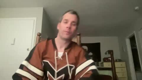 Snapshot of tleigh24 chatting on 01.16.25 tleigh24 online show from 01.16.25