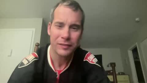 Snapshot of tleigh24 chatting on 01.24.25 tleigh24 online show from 01.24.25