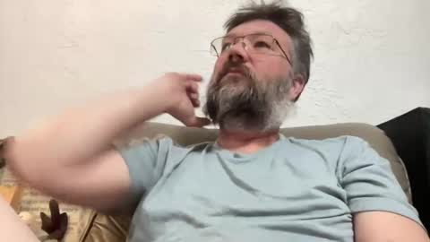 Snapshot of tmosmun chatting on 02.21.25 Tim online show from 02.21.25