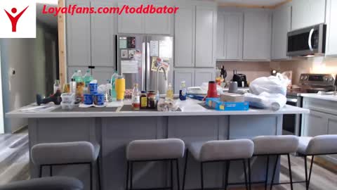 Snapshot of toddbator chatting on 05.25.26 Todd Bator online show from 05.25.26