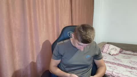 todhorny987 online show from 02.17.25