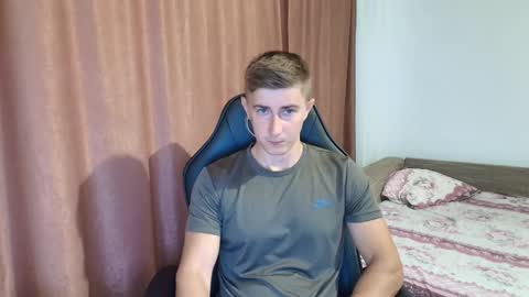 todhorny987 online show from 02.18.25