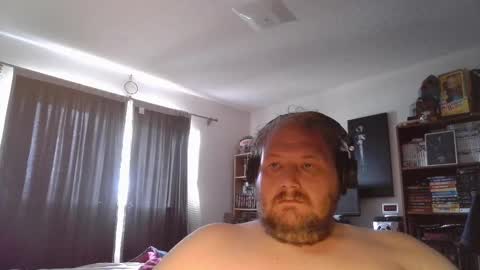 Snapshot of toede_0 chatting on 09.22.25 Toede online show from 09.22.25