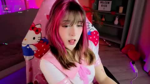 Soffi online show from 02.24.26