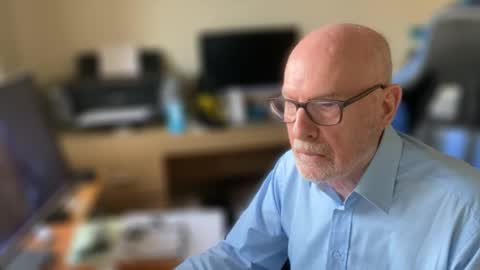 Snapshot of togbear chatting on 02.26.25 Togbear online show from 02.26.25