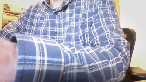 Snapshot of togbear chatting on 02.02.26 Togbear online show from 02.02.26