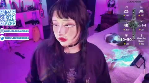 Snapshot of toky_doll chatting on 04.29.26 toky online show from 04.29.26