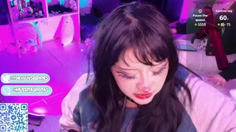 Snapshot of toky_doll chatting on 05.12.26 toky online show from 05.12.26