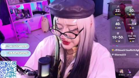 Snapshot of toky_doll chatting on 05.23.26 toky online show from 05.23.26