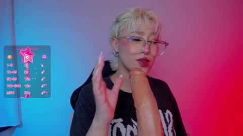  Halsey  Sofii  online show from 12.04.24