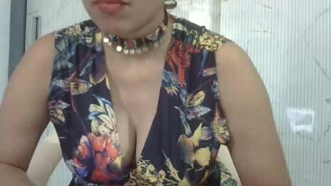 Snapshot of tokyo_indian chatting on 03.10.26 Tokyo online show from 03.10.26