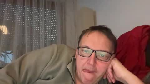 Tom online show from 03.08.25