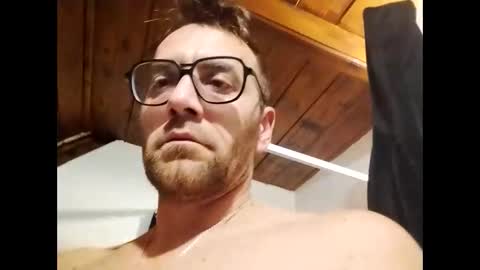 tom8312 online show from 12.02.25