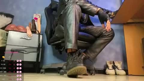 Tom online show from 04.16.26