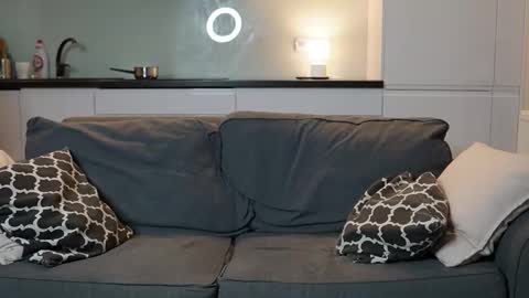 Tom online show from 10.28.25