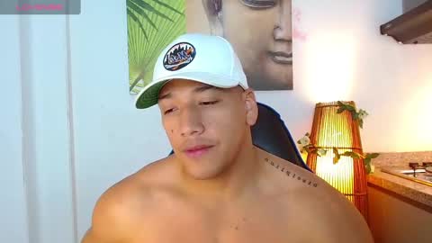 Tom muscle1 online show from 01.21.25