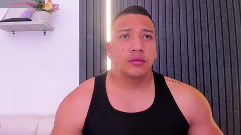 Tom muscle1 online show from 09.20.25