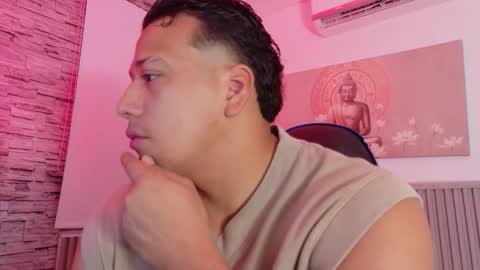 Tom muscle1 online show from 01.15.26