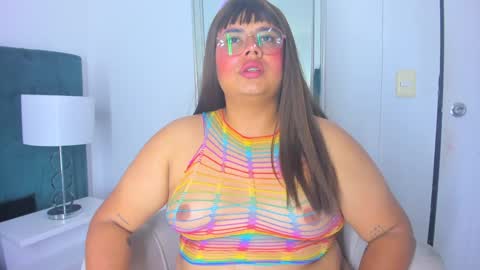 Snapshot of tom_silver_ chatting on 01.17.25 Tom Silver online show from 01.17.25