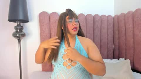 Snapshot of tom_silver_ chatting on 01.25.25 Tom Silver online show from 01.25.25