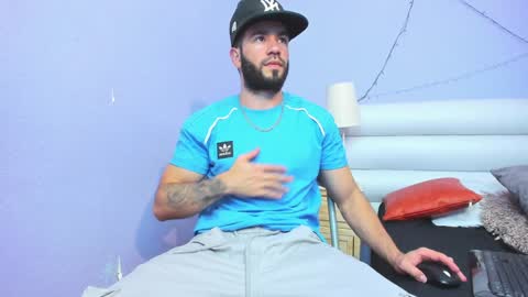 Snapshot of tomas_wolfk chatting on 01.13.25 Andres. online show from 01.13.25