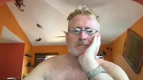 Hola online show from 09.18.25