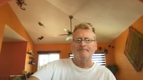 Hola online show from 04.15.26