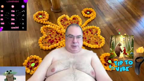 Snapshot of tomaz62a chatting on 01.14.25 Tomaz62a online show from 01.14.25