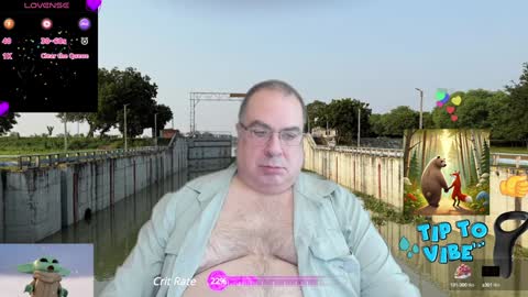 Snapshot of tomaz62a chatting on 01.17.25 Tomaz62a online show from 01.17.25